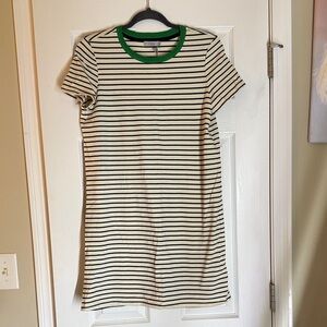 T-shirt dress